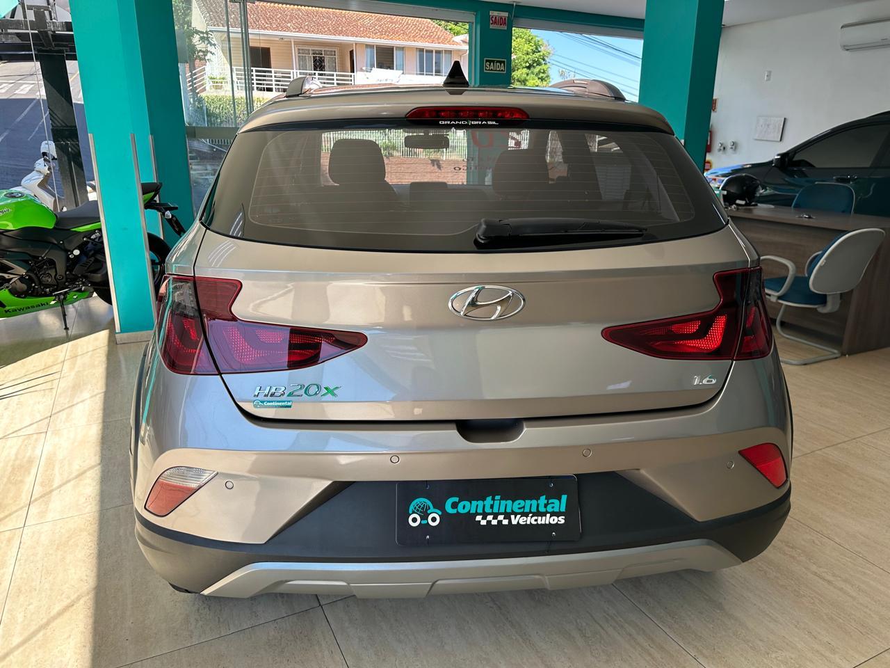 Foto 14 de Hyundai Hb20x