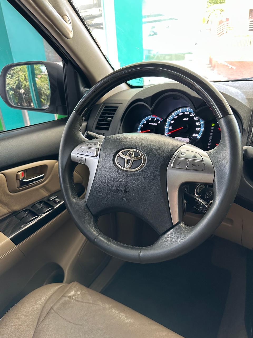 Foto 8 de Toyota Hilux Sw4