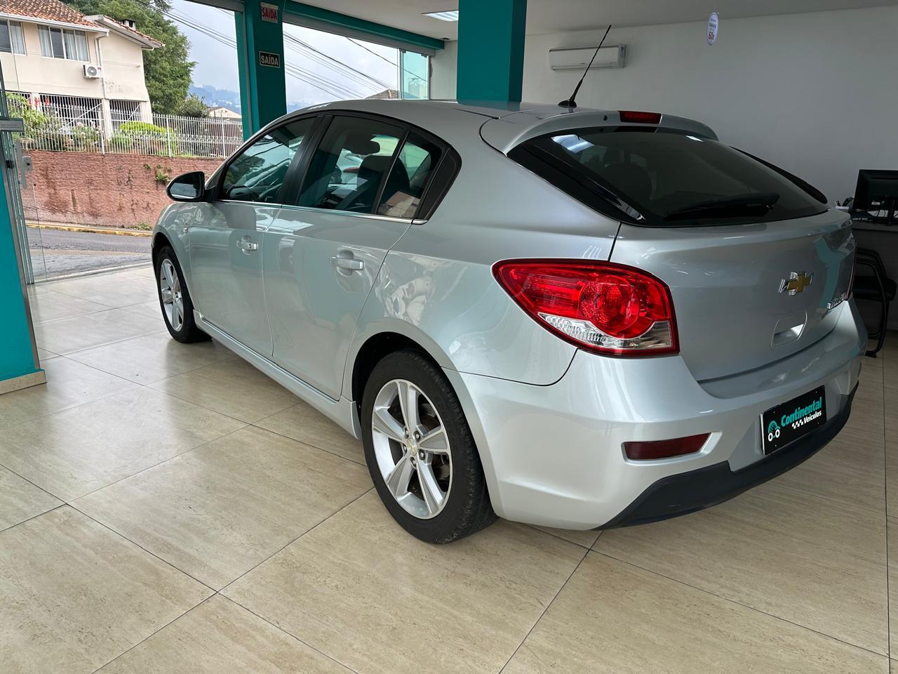 Foto 4 de CHEVROLET CRUZE
